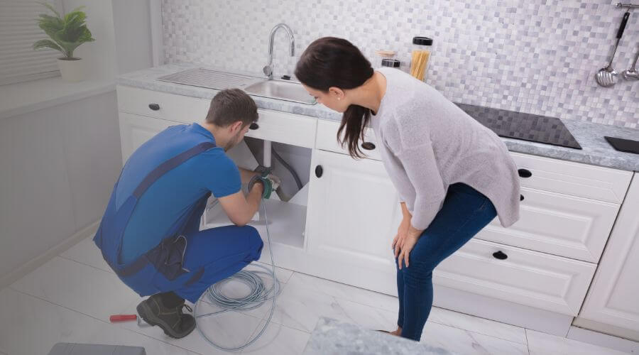 Professional same day plumber in Strasburg, IL
